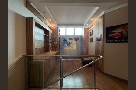 5_photo/94dce5a9eb.1aa5b8f538f3adaf-ATLAS-16eaf429-e133-421b-a59c-232f91ab37b8.jpg de casa para alugar com 3 quartos, 300m² em Cristo Rei, Curitiba