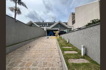 2_photo/94dce5a9eb.1aa5b8f538f3adaf-ATLAS-9e873105-2525-4198-9df6-54a7bfc15cf3.jpg de casa para alugar com 3 quartos, 300m² em Cristo Rei, Curitiba