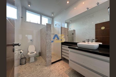 39_photo/94dce5a9eb.1aa5b8f538f3adaf-ATLAS-c2eaf1f4-138c-4329-9c1a-80fa7f63fb7b.jpg de casa para alugar com 3 quartos, 300m² em Cristo Rei, Curitiba