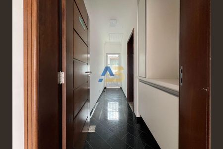 14_photo/94dce5a9eb.1aa5b8f538f3adaf-ATLAS-e508855d-b40f-4506-998d-e176b1c0ac51.jpg de casa para alugar com 3 quartos, 300m² em Cristo Rei, Curitiba