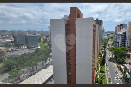 6_photo/94dce5a9fb.05869896cb5eb186-ATLAS-4cfcf06a-adbd-456a-8672-eec10be31a5b.jpg de apartamento à venda com 2 quartos, 47m² em Cristo Rei, Curitiba