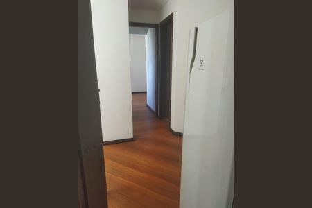 3_photo/94dce5a9fb.7d01d2ab176dea69-ATLAS-342c7494-47cc-4ff2-81af-8b5131fe9d6d.jpg de apartamento à venda com 2 quartos, 28m² em Cristo Rei, Curitiba