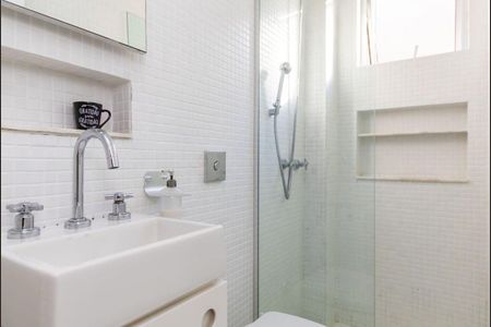 12_photo/94dce5a9fb.cc80a849dbb3670d-ATLAS-c92b2e15-8af6-45e3-ab3c-c1f6a82db9b8.jpg de apartamento à venda com 2 quartos, 32m² em Cristo Rei, Curitiba