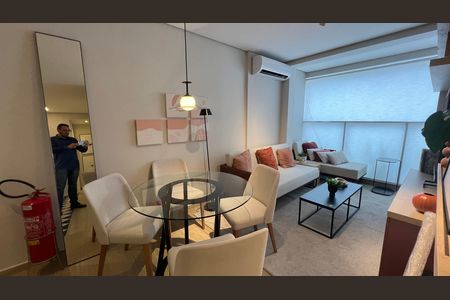 5_photo/94dce5a9fb.e5c1dbf3952ec410-ATLAS-1a3136cb-8431-4e98-a8ee-7c8876932e73.jpg de apartamento à venda com 2 quartos, 47m² em Cristo Rei, Curitiba