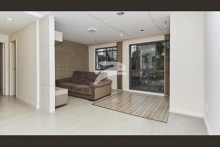 3_photo/94dce5aa01.2c21792d33922514-ATLAS-cb2bfe84-f027-4ed4-aa2e-2c8d3b553fcb.jpg de apartamento à venda com 2 quartos, 75m² em Jardim Botânico, Curitiba