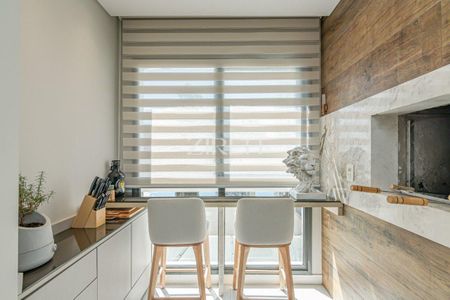 11_photo/94dce5aa01.6139ad5fa3eadd7c-ATLAS-6e64cdf9-5d25-4ecf-a7e4-e7e4ceaff35f.jpg de apartamento à venda com 2 quartos, 75m² em Jardim Botânico, Curitiba