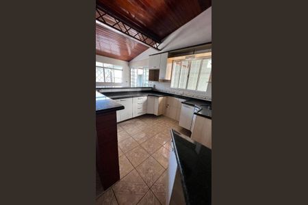 6_photo/94dce5aa7f.2ecc81a6ef288b9f-ATLAS-95ebc236-1658-4c9a-a4f5-aab280afdc19.jpg de casa à venda com 4 quartos, 300m² em Jardim Botânico, Curitiba