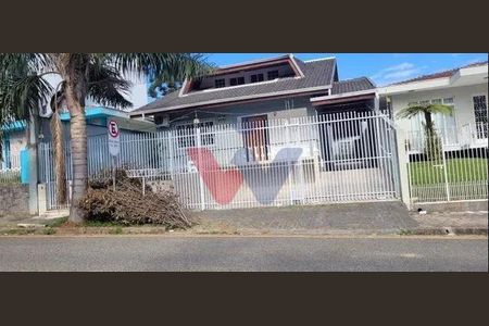 12_photo/94dce5aa8f.e9bc35269128f7e8-ATLAS-bcc7f1c1-c7b5-42ce-8980-545799e9ef06.jpg de casa à venda com 4 quartos, 300m² em Jardim Botânico, Curitiba