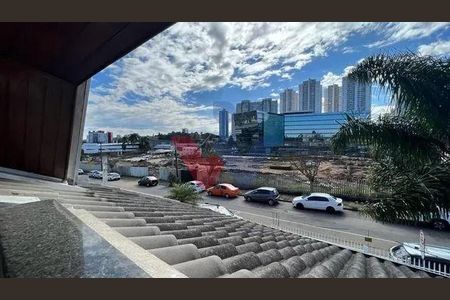 10_photo/94dce5aa8f.e9bc35269128f7e8-ATLAS-c5871c3b-73ec-4f26-af25-c5be262eedcd.jpg de casa à venda com 4 quartos, 300m² em Jardim Botânico, Curitiba