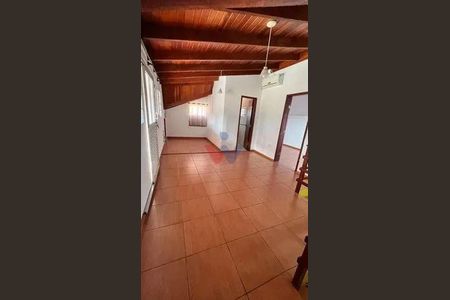 12_photo/94dce5aa8f.e9bc35269128f7e8-ATLAS-cdb878f1-479a-43f1-89d2-c0ec8abe8bb0.jpg de casa à venda com 4 quartos, 300m² em Jardim Botânico, Curitiba
