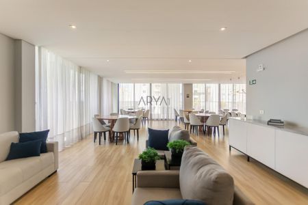 3_photo/94dce5ab0b.606d85acc7bd8319-ATLAS-0baa8b22-1b48-4dd2-aa1a-ca5688d17a6b.jpg de apartamento à venda com 3 quartos, 102m² em Cristo Rei, Curitiba