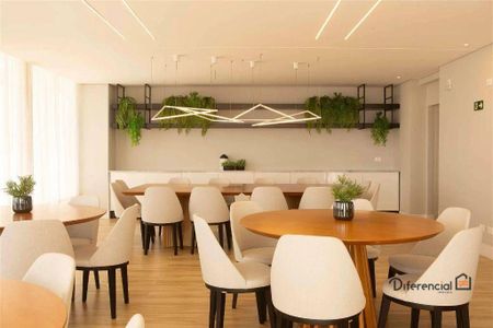 3_photo/94dce5ab0b.6d5daed2dc9a3297-ATLAS-e01f3a16-4e00-472a-a21c-4ee6b2bd8f11.jpg de apartamento à venda com 3 quartos, 103m² em Cristo Rei, Curitiba