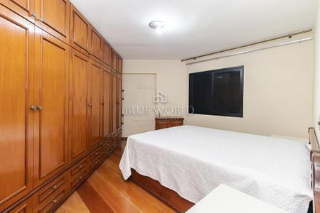 31_photo/94dce5ab0b.7954feb32d1ae247-ATLAS-e246eb63-57e8-4beb-aaba-5faff09e221a.jpg de apartamento à venda com 4 quartos, 170m² em Cristo Rei, Curitiba