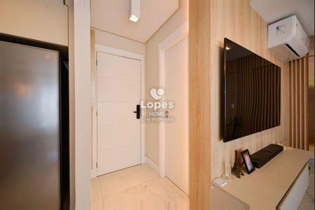 4_photo/94dce5ab0b.93b8fa184532727f-ATLAS-593b7eb8-df86-4f04-bdb5-5b2a251a3fb1.jpg de apartamento à venda com 3 quartos, 104m² em Cristo Rei, Curitiba