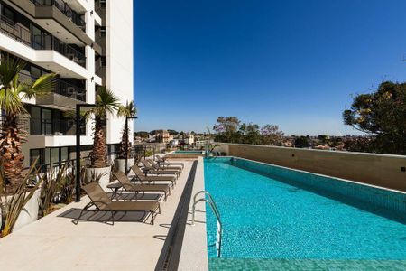 50_photo/94dce5ab47.0e1f33f2a4c43e35-ATLAS-7c5bd111-dd4e-4bd3-907b-d42fe212a7a7.jpg de apartamento à venda com 3 quartos, 81m² em Cristo Rei, Curitiba