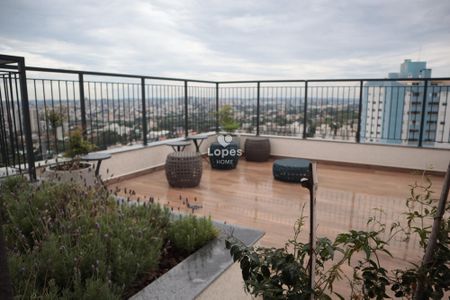 5_photo/94dce5ab49.9e804ecd4aae1cf9-ATLAS-11bc85e0-b972-4483-b3fe-caec096fc5ef.jpg de apartamento à venda com 3 quartos, 81m² em Cristo Rei, Curitiba