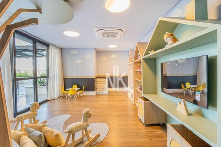 10_photo/94dce5ab49.a3cd1ee7c3870704-ATLAS-bf090122-d2a0-46b4-a501-e868972df99c.jpg de apartamento à venda com 2 quartos, 110m² em Cristo Rei, Curitiba