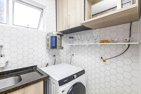 12_photo/94dce5ab65.1ae889f65e256c2c-ATLAS-67e8c97b-a07f-43df-a1f8-5792c0729ff7.jpg de apartamento à venda com 2 quartos, 42m² em Cristo Rei, Curitiba