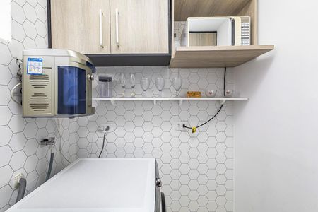 8_photo/94dce5ab65.1ae889f65e256c2c-ATLAS-c03fb9df-9b5d-4c58-a739-53c6876dce16.jpg de apartamento à venda com 2 quartos, 42m² em Cristo Rei, Curitiba