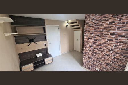 5_photo/94dce5ab65.3bc50ab834032e75-ATLAS-8e176749-80f1-418b-85de-9dddc3c088cf.jpg de apartamento para alugar com 2 quartos, 42m² em Cristo Rei, Curitiba