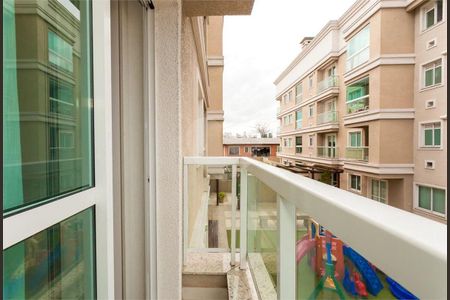 6_photo/94dce5ab6b.aafc750051720c32-ATLAS-4bb0bccc-b0cb-4567-bea7-1ea6eb723939.jpg de apartamento à venda com 3 quartos, 103m² em Cristo Rei, Curitiba