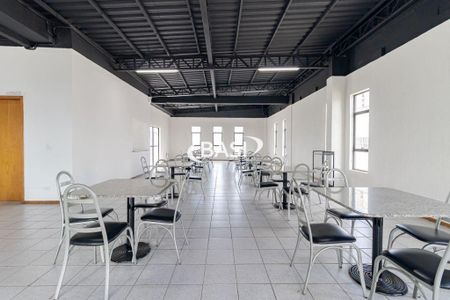 50_photo/94dce5ab75.c709682554cfcaa6-ATLAS-b3f9b6f6-4e59-4923-bb98-a1e00957a02a.jpg de apartamento à venda com 2 quartos, 67m² em Cristo Rei, Curitiba