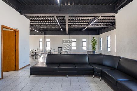 33_photo/94dce5ab7b.c4db1aa04d1df20c-ATLAS-b089c059-e988-4c1c-a8eb-c8ef0f61596e.jpg de apartamento à venda com 2 quartos, 70m² em Cristo Rei, Curitiba