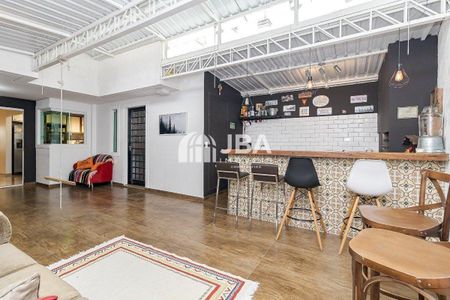 2_photo/94dce5ab97.fbcd7a2e7ac63d93-ATLAS-1763aa94-325d-4096-8f37-b0ea91dea8ea.jpg de casa à venda com 0 quarto, 294m² em Cristo Rei, Curitiba