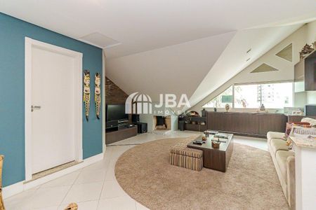 10_photo/94dce5ab97.fbcd7a2e7ac63d93-ATLAS-49cb2647-19db-47a9-8395-e72390dc5a0d.jpg de casa à venda com 0 quarto, 294m² em Cristo Rei, Curitiba