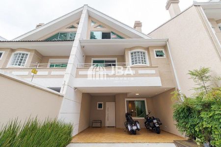 12_photo/94dce5ab97.fbcd7a2e7ac63d93-ATLAS-6e99f67c-962a-4b74-b243-a97efd3f90fc.jpg de casa à venda com 0 quarto, 294m² em Cristo Rei, Curitiba