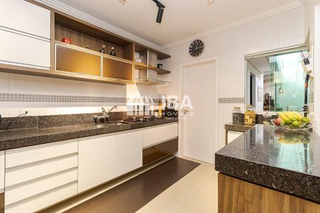 4_photo/94dce5ab97.fbcd7a2e7ac63d93-ATLAS-a19ad0cf-1a59-4c86-823f-fdbf7d6568d8.jpg de casa à venda com 0 quarto, 294m² em Cristo Rei, Curitiba