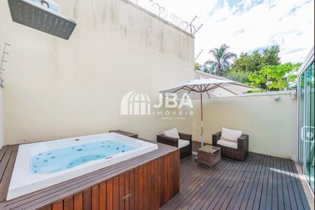 2_photo/94dce5ab9f.1421303aa7be2334-ATLAS-7ff8a37f-2616-41b3-8d3d-5452972c8a09.jpg de casa à venda com 0 quarto, 240m² em Cristo Rei, Curitiba