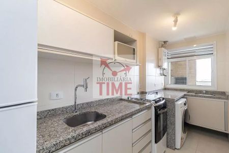 8_photo/94dce5aba7.2e40279ccf1e25e5-ATLAS-803ac9c3-841f-4500-9ab7-e42602eaca59.jpg de apartamento à venda com 3 quartos, 77m² em Cristo Rei, Curitiba
