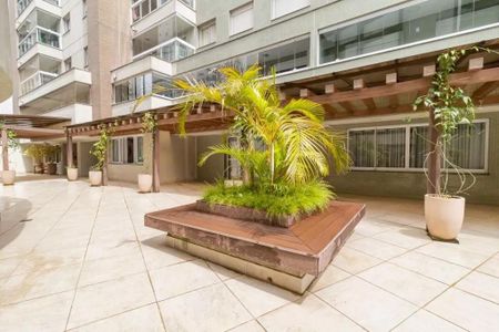 50_photo/94dce5aba7.6983ee9a543c695d-ATLAS-0f2e4863-6dbe-4359-b6d1-e2fba521cfb7.jpg de apartamento para alugar com 2 quartos, 66m² em Cristo Rei, Curitiba