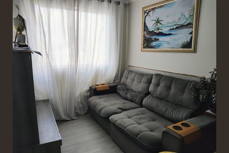 9_photo/94dce5abb1.a09f5c825cd18e29-ATLAS-b2ad95f7-3f57-4fab-8788-cee886bea0bf.jpg de apartamento à venda com 2 quartos, 45m² em Cristo Rei, Curitiba