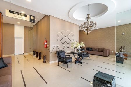 43_photo/94dce5abbd.e17343cf5b702f60-ATLAS-743c16b0-c537-409a-8f7e-bfb2b042f15d.jpg de apartamento para alugar com 2 quartos, 113m² em Cristo Rei, Curitiba