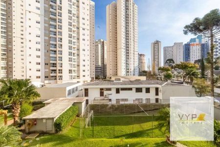 2_photo/94dce5abc1.89d1f3f2bf3f1e41-ATLAS-86603f17-ad23-4c88-97c7-61e7717aebda.jpg de apartamento à venda com 2 quartos, 49m² em Cristo Rei, Curitiba