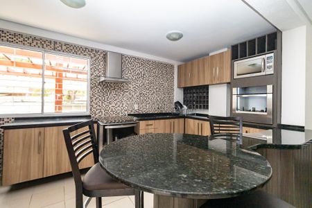 45_photo/94dce5abc1.bb50c8b7bc154c0c-ATLAS-efb2f46a-1981-4ada-9ef3-a0859c634a88.jpg de apartamento à venda com 3 quartos, 63m² em Cristo Rei, Curitiba