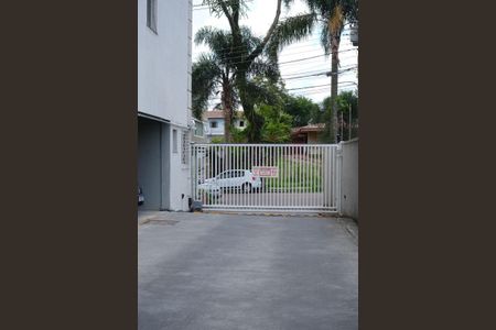 5_photo/94dce5abc1.f9fd596f8c1c84e9-ATLAS-354b4b45-3caa-49b7-9886-746ff3d7130f.jpg de apartamento para alugar com 2 quartos, 50m² em Cristo Rei, Curitiba