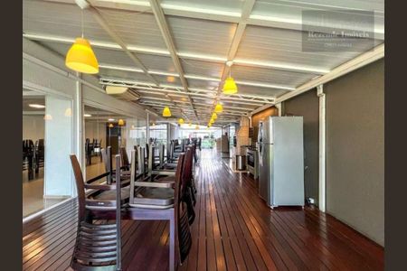 20_photo/94dce5abc1.f9fd596f8c1c84e9-ATLAS-36b934e5-bd18-46ed-85f2-9a9eca47909a.jpg de apartamento à venda com 2 quartos, 50m² em Cristo Rei, Curitiba