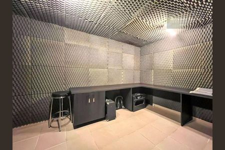 15_photo/94dce5abc1.f9fd596f8c1c84e9-ATLAS-8ce07ca0-7fb0-4a4f-a358-8922b3ca842a.jpg de apartamento à venda com 2 quartos, 50m² em Cristo Rei, Curitiba