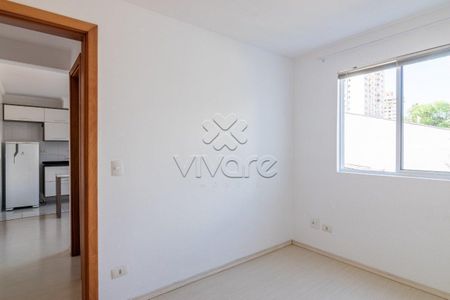 8_photo/94dce5abf5.ab41e4e09fc2bc48-ATLAS-0c0ac551-ada0-4964-ac82-edc4119fda42.jpg de apartamento para alugar com 1 quarto, 28m² em Cristo Rei, Curitiba