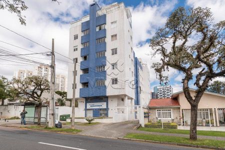 2_photo/94dce5abf5.ab41e4e09fc2bc48-ATLAS-1f343b86-ad1c-4b19-99b4-fb48f468eafd.jpg de apartamento para alugar com 1 quarto, 28m² em Cristo Rei, Curitiba