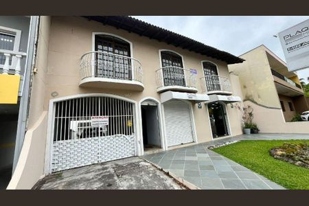 5_photo/94dce5ac1b.a192cea91c5e5eae-ATLAS-1a00c49b-6cde-42a1-b933-5297ebd928d9.jpg de casa à venda com 7 quartos, 500m² em Cristo Rei, Curitiba