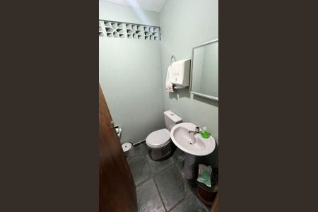 7_photo/94dce5ac1b.a192cea91c5e5eae-ATLAS-f79bdf23-8436-43f0-b9a2-06f213f284cd.jpg de casa à venda com 7 quartos, 500m² em Cristo Rei, Curitiba