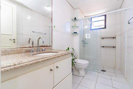 19_photo/94dce5ac47.a37d97f31e25d60b-ATLAS-0e5ee9f0-2309-4380-8d72-fff54b02f2bd.jpg de apartamento à venda com 3 quartos, 97m² em Cristo Rei, Curitiba