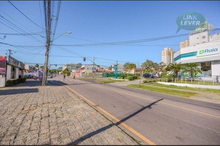 18_photo/94dce5ac6f.aabffbe6461c4bb3-ATLAS-2f46cac1-aa10-4d0c-9a49-eeec5c7eb298.jpg de apartamento para alugar com 1 quarto, 38m² em Cristo Rei, Curitiba