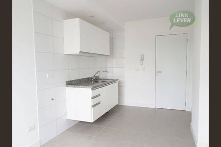 3_photo/94dce5ac6f.aabffbe6461c4bb3-ATLAS-ef30b73d-e6dd-418e-a251-1c2b14d7e44f.jpg de apartamento para alugar com 1 quarto, 38m² em Cristo Rei, Curitiba