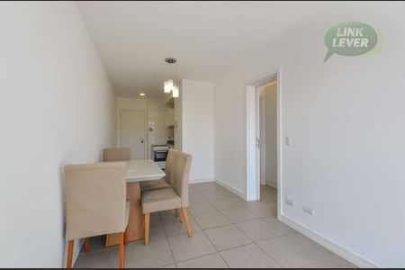 4_photo/94dce5ac6f.aea3a39d19e5e438-ATLAS-0a44d9a3-a431-420e-ad3e-42ec57bd9730.jpg de apartamento para alugar com 1 quarto, 45m² em Cristo Rei, Curitiba