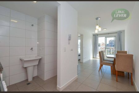 12_photo/94dce5ac6f.aea3a39d19e5e438-ATLAS-4dc6d41a-370e-4aa8-996e-985a0b91341f.jpg de apartamento para alugar com 1 quarto, 45m² em Cristo Rei, Curitiba